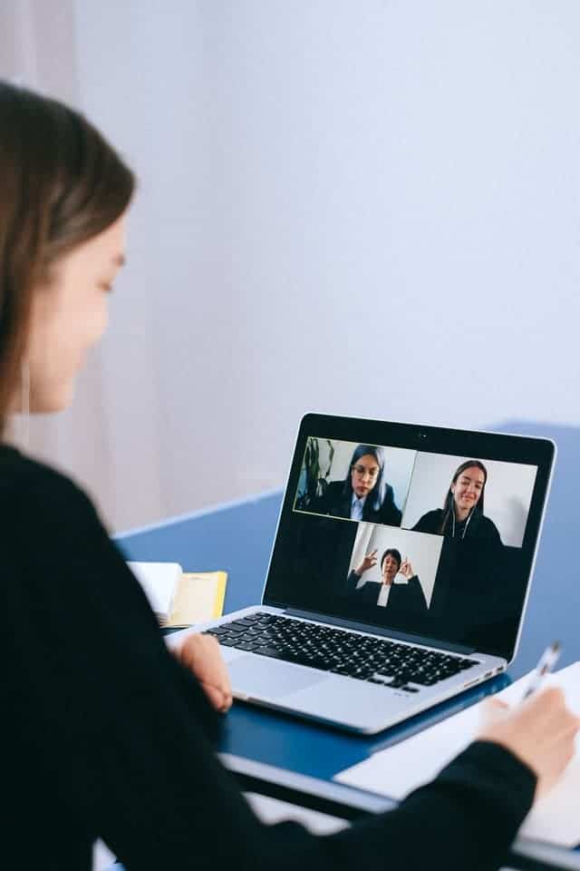 woman who needs money today for free in video call